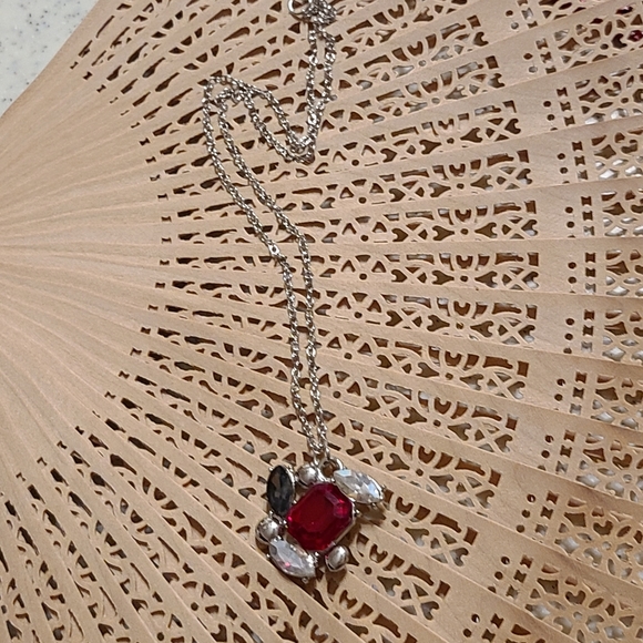 Delicate Necklace - Picture 4 of 14